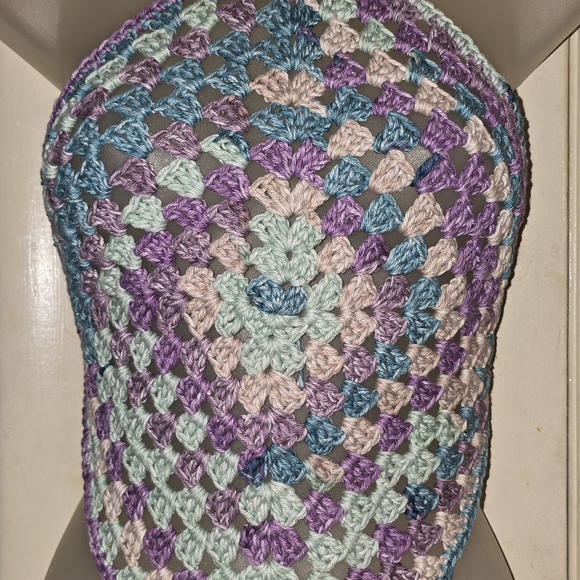 Crochet halter top - Picture 3 of 4